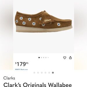 Clark’s Originals Wallabee Embroidered Daisy - Size 7